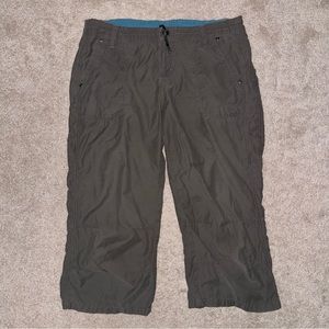 Kuhl Capri Hiking Pants Womens 12 Gray Cropped Outdoor Floral Travel Lightweight